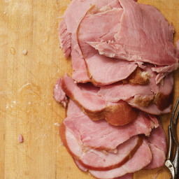 Slow Cooker Maple and Beer-Braised Ham 