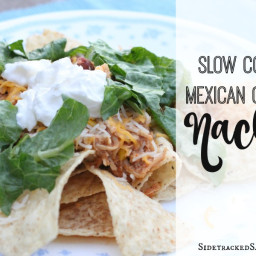 Slow Cooker Mexican Chicken Nachos