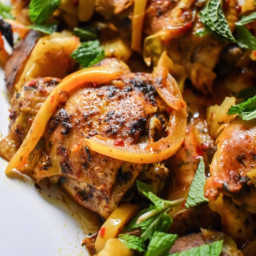 Slow Cooker Moroccan-Spiced Chicken Thighs