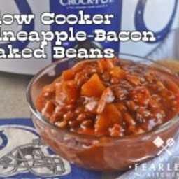 Slow Cooker Pineapple-Bacon Baked Beans