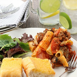 Slow cooker rigatoni with just 4 ingredients! 