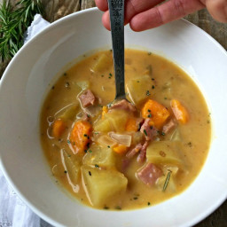 Slow Cooker Rosemary Potato Soup with Ham