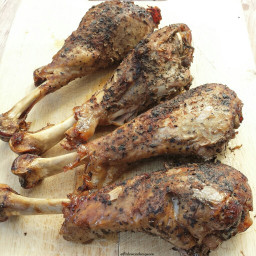Slow Cooker Rotisserie Turkey Legs