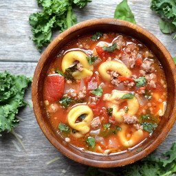Slow Cooker Sausage, Kale, and Tortellini Soup