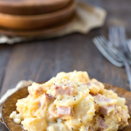 Slow Cooker Scalloped Potatoes with Ham