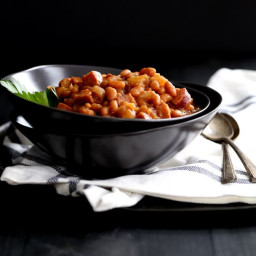 Slow Cooker Smoky Baked Beans