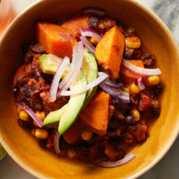 Slow Cooker Spicy Black Bean and Sweet Potato Chili