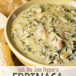 Slow Cooker Spinach Queso