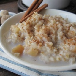 Slow Cooker Steel-Cut Oats with Apples