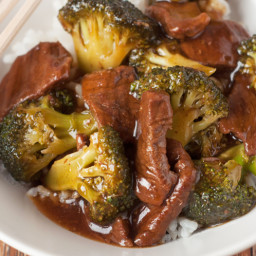 Slow Cooker Take Out Beef and Broccoli