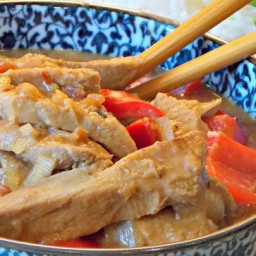 Slow Cooker Thai Pork with Peppers