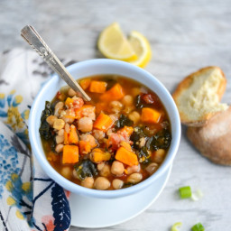 Slow Cooker Vegetable and Quinoa Stew