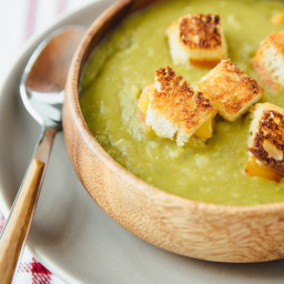 Slow-Cooker Vegetarian Split Pea Soup with Grilled Cheese Croutons