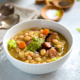Slow Cooker White Bean Soup with Sausage