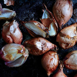 Slow-Roasted Shallots in Skins