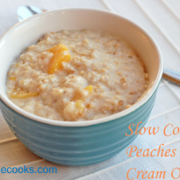 Slow Cooked Peaches and Cream Oatmeal