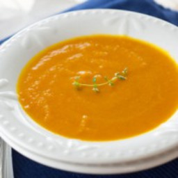 Slowcooker Carrot-Ginger Soup and What I'm Eating on Whole30