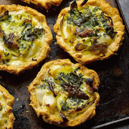 Smoked haddock and oyster quiches