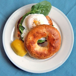 Smoked salmon, spinach and poached egg bagel