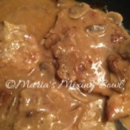 smothered-pork-chops-with-onions-and-mushrooms-2075563.jpg
