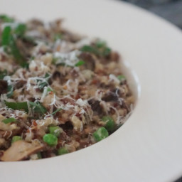 Sneaky Low-Fat Mushroom Quinoa Risotto (Quinotto)