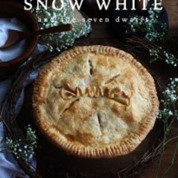 snow-white-and-the-seven-dwarfs-gooseberry-pie-2449166.jpg