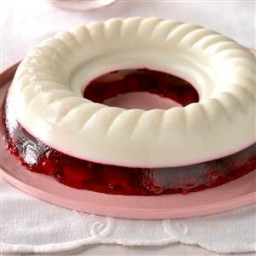 snowy-raspberry-gelatin-mold-2063817.jpg