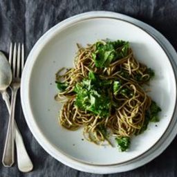 Soba with Parsley-Pea Pesto and Kale
