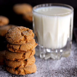 soft-and-chewy-ginger-cookies-1785121.jpg