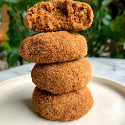 Soft and Chewy Ginger Cookies (paleo + vegan)