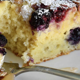 Soft and Easy to Make Berry and Ricotta Cake with Almond Slices