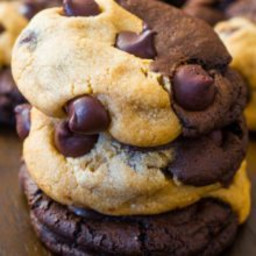 soft-baked-peanut-butter-chocolate-swirl-cookies-2121917.jpg
