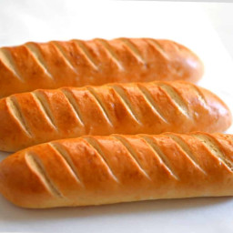 soft-french-bread-recipe-easy--e4498f-05661354dfd70b370ee07cde.jpg