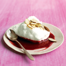 Soft Meringue Pillows with Raspberry Sauce