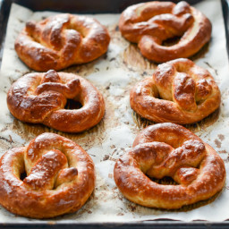 Soft Pretzels (Just like Auntie Anne's)