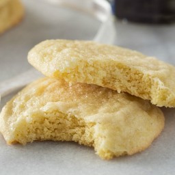 Soft Vanilla Bean Sugar Cookies