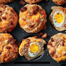 Soft-Yolk Muffins with Sausage and Cheese