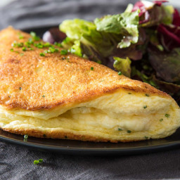 souffle-omelette-with-cheese-recipe-2945713.jpg