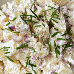 Sour Cream & Onion Chip Lovers Will Go Crazy for This Potato Salad