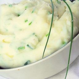 Sour Cream and Chive Mashed Potatoes Recipe