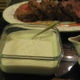 sour-cream-horseradish-sauce-add22b791c12e1bb907954ee.jpg