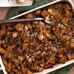 Sourdough, Date and Turkey Sausage Stuffing