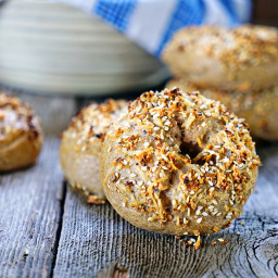 Sourdough Wheat Everything Bagels