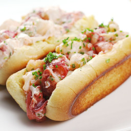Sous Vide Connecticut-Style Lobster Rolls (With Lemon and Butter) Recipe