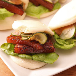 sous-vide-pork-belly-buns-with-pork-braise-mayonnaise-and-quick-pickl...-2148227.jpg