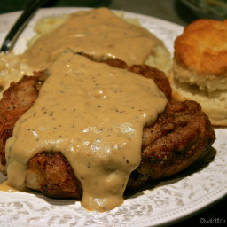 Southern Fried Pork Chops with Country Gravy