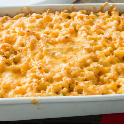 Southern Macaroni and Cheese (The BEST Recipe!)