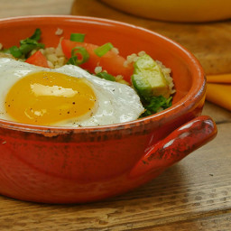 Southwestern Quinoa and Egg Breakfast Bowl