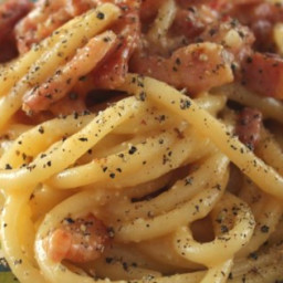 Spaghetti alla Carbonara: the Traditional Italian Recipe Recipe