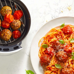 Spaghetti and Air Fryer Meatballs